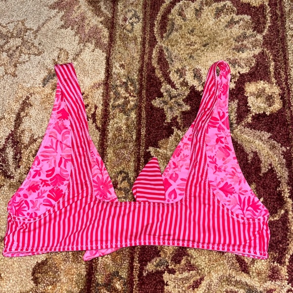 Pink Striped and Floral Reversible Vineyard Vines Bikini Set - Picture 4 of 11